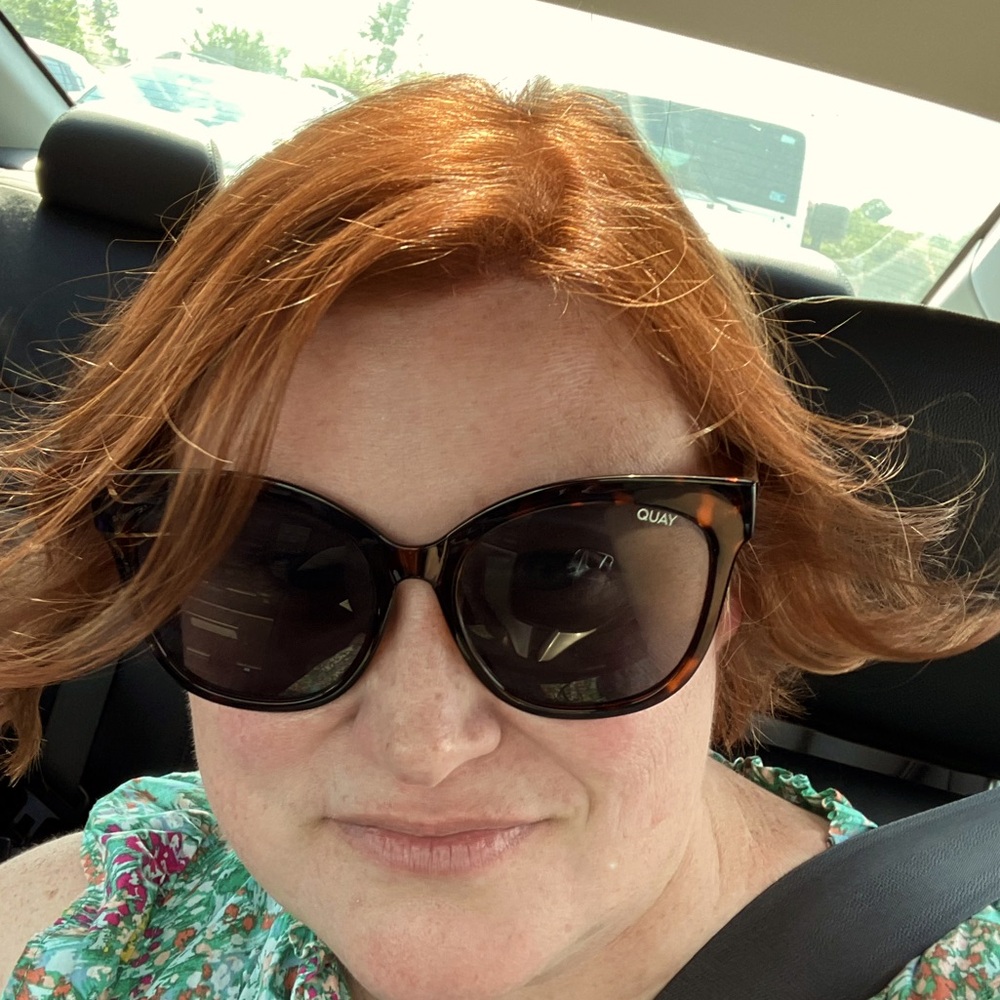 Meet your Posher, Courtney